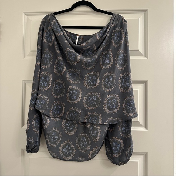 Free People Blouse - Picture 2 of 3